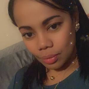 Meet your Posher, Awilda